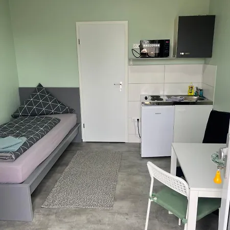 Ullis Fuer Monteure & Handwerker Penzion *